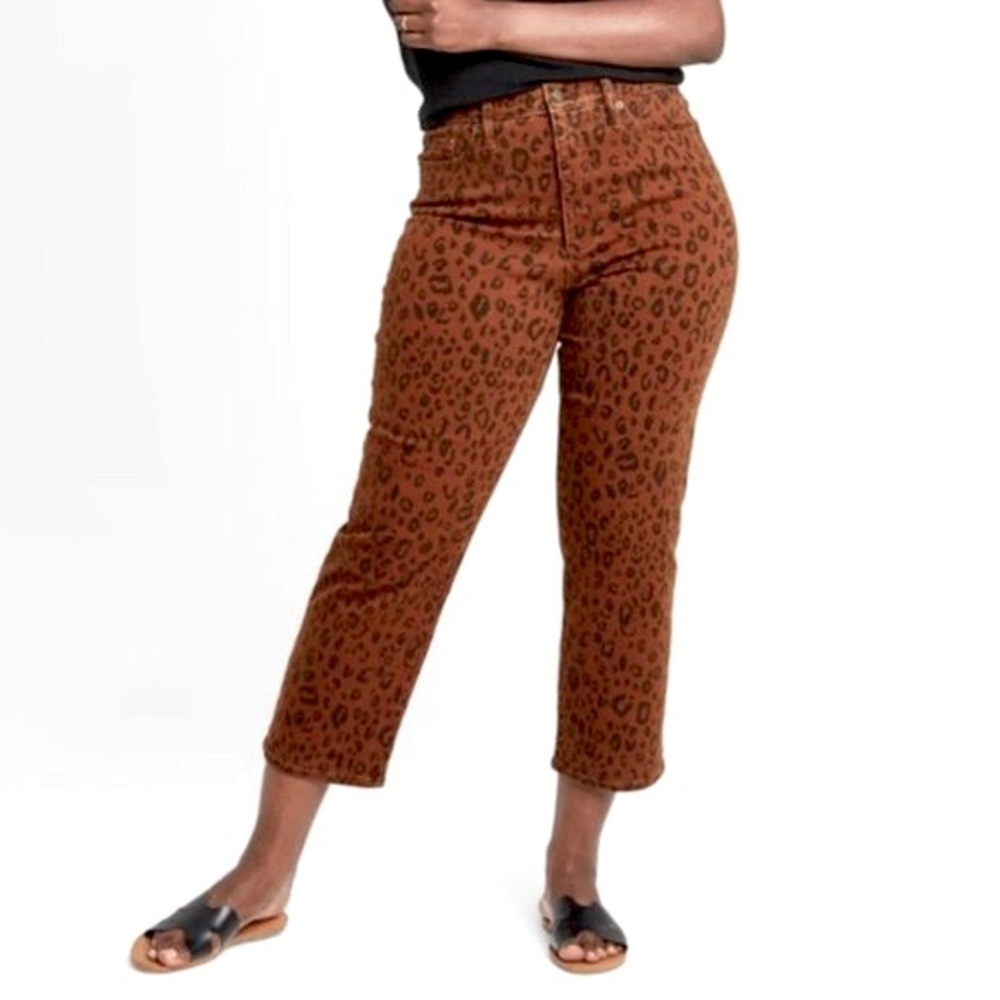 UNIVERSAL THREAD hi rise cropped leopard jean 10